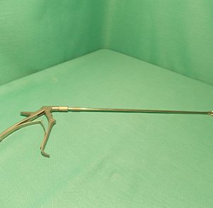 Pat 2790437 Reversed Forceps (LAM-2271)