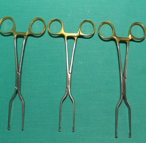 LOT OF 3 AESCULAP MB097R CLAMP (LAM-2436)