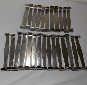 Lot of 26 VARIOUS SURGICAL STAINLESS STEEL RETRACTOR (LAM-2981)